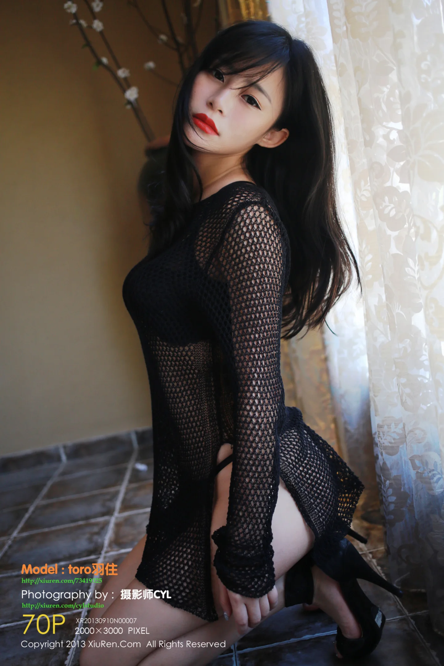 [XiuRen秀人网]No.007_嫩模toro羽住黑丝内衣性感红唇激情诱惑写真70P-秀人网 - XiuRen.Space